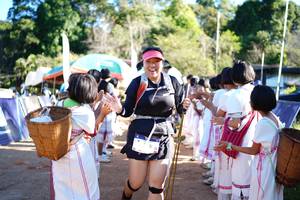 BIB: 
                            <button type="button" onclick="openModal(19050633)" class="btn btn-primary btn-sm float-right btn-popup" data-toggle="modal" data-target=".modal-high-quality">
                        <i class="fas fa-shopping-cart"></i> Add to Cart
                    </button>
                                            <button type="button" onclick="isThisMe(19050633, true)" class="btn btn-success btn-sm float-right btn-popup btn-isme hidden" data-toggle="tooltip" data-placement="bottom" title="นี่คือรูปของคุณใช่ไหม คลิกที่นี่เพื่อเอาเข้าอัลบั้ม">
                        <i class="fas fa-plus"></i> Add to album
                    </button>
                    <button type="button" onclick="isThisMe(19050633, false)" class="btn btn-warning btn-sm float-right btn-popup btn-isnotme hidden">
                        <i class="fas fa-ban"></i> Remove from album
                    </button>